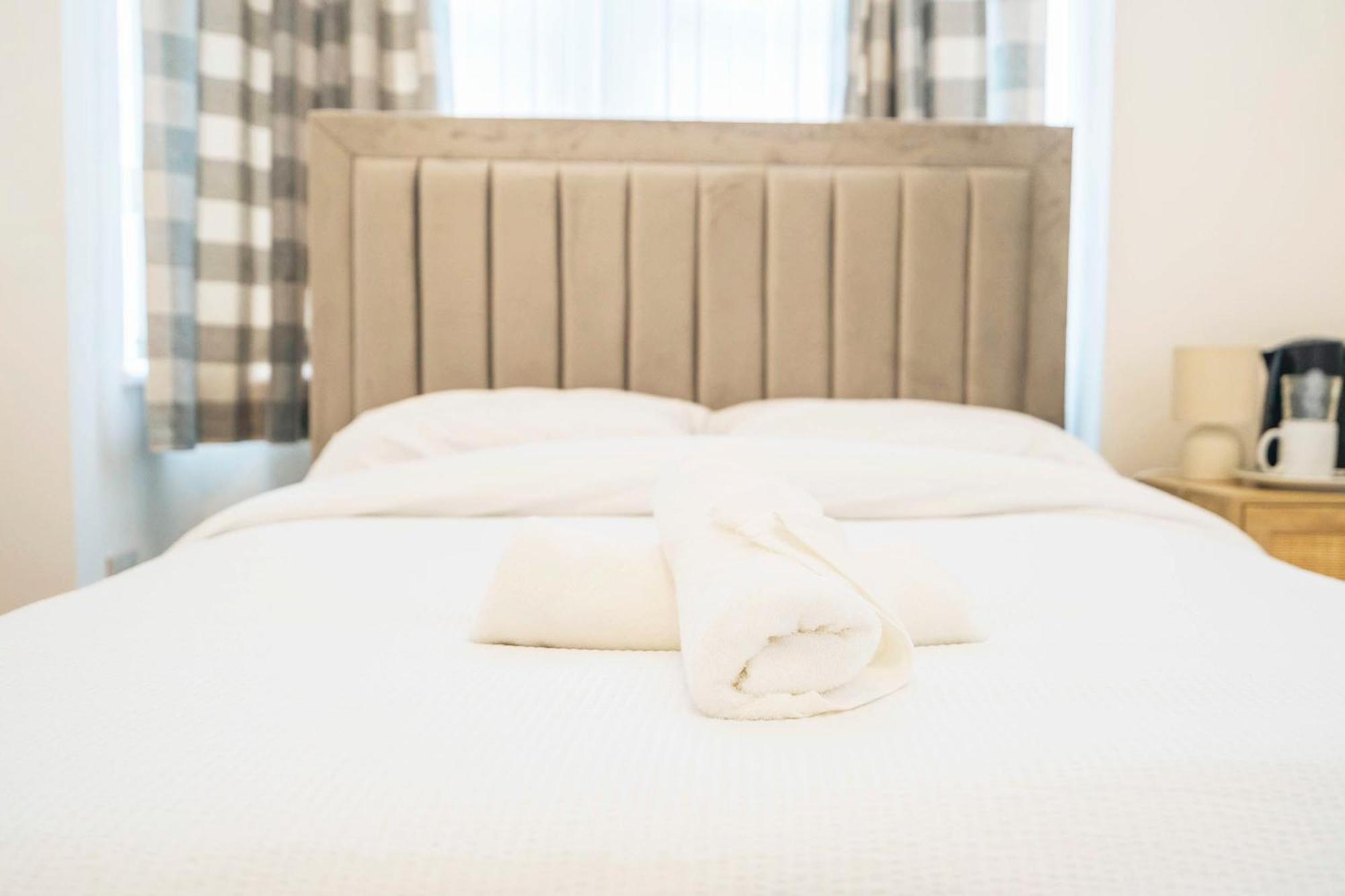 Majestic Inn Bootle  Ngoại thất bức ảnh